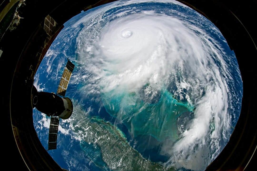 NASAさんのインスタグラム写真 - (NASAInstagram)「Former Goddard electrical engineer and current NASA astronaut Christina Koch snapped this image of Hurricane Dorian from the International Space Station during a flyover on Monday, September 2, 2019. The station orbits more than 200 miles above the Earth.  You can read more about Christina here: https://www.nasa.gov/astronauts/biographies/christina-hammock-koch/biography  Image credit: NASA」9月8日 21時11分 - nasagoddard