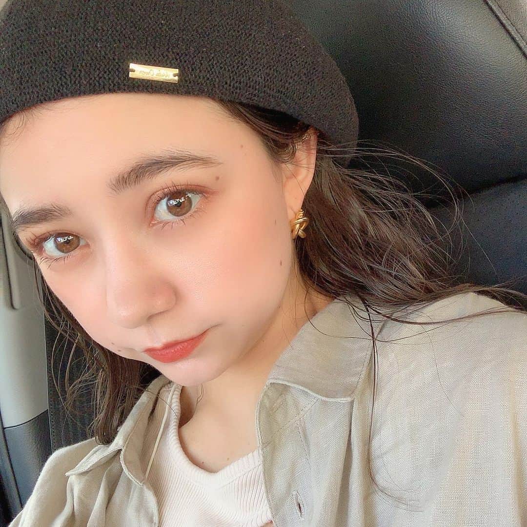 のインスタグラム：「* * 🍃☺️ _ オレンジメイクが1番しっくりくる to/one のアイシャドウでアイラインひいた日 . リップは#celvoke  #9 です〜」