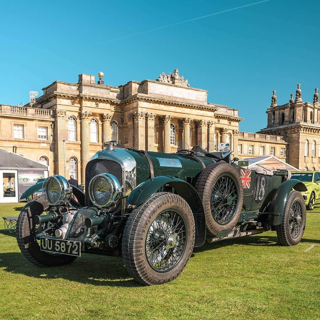 ベントレーさんのインスタグラム写真 - (ベントレーInstagram)「The #Bentley Blower once ruled the racetrack and now returns to rule the roads. 12 new cars are going to be produced to showcase Bentley's engineering prowess. Learn more through the link in bio. #Bentley100Years @salonpriveuk」9月8日 21時32分 - bentleymotors