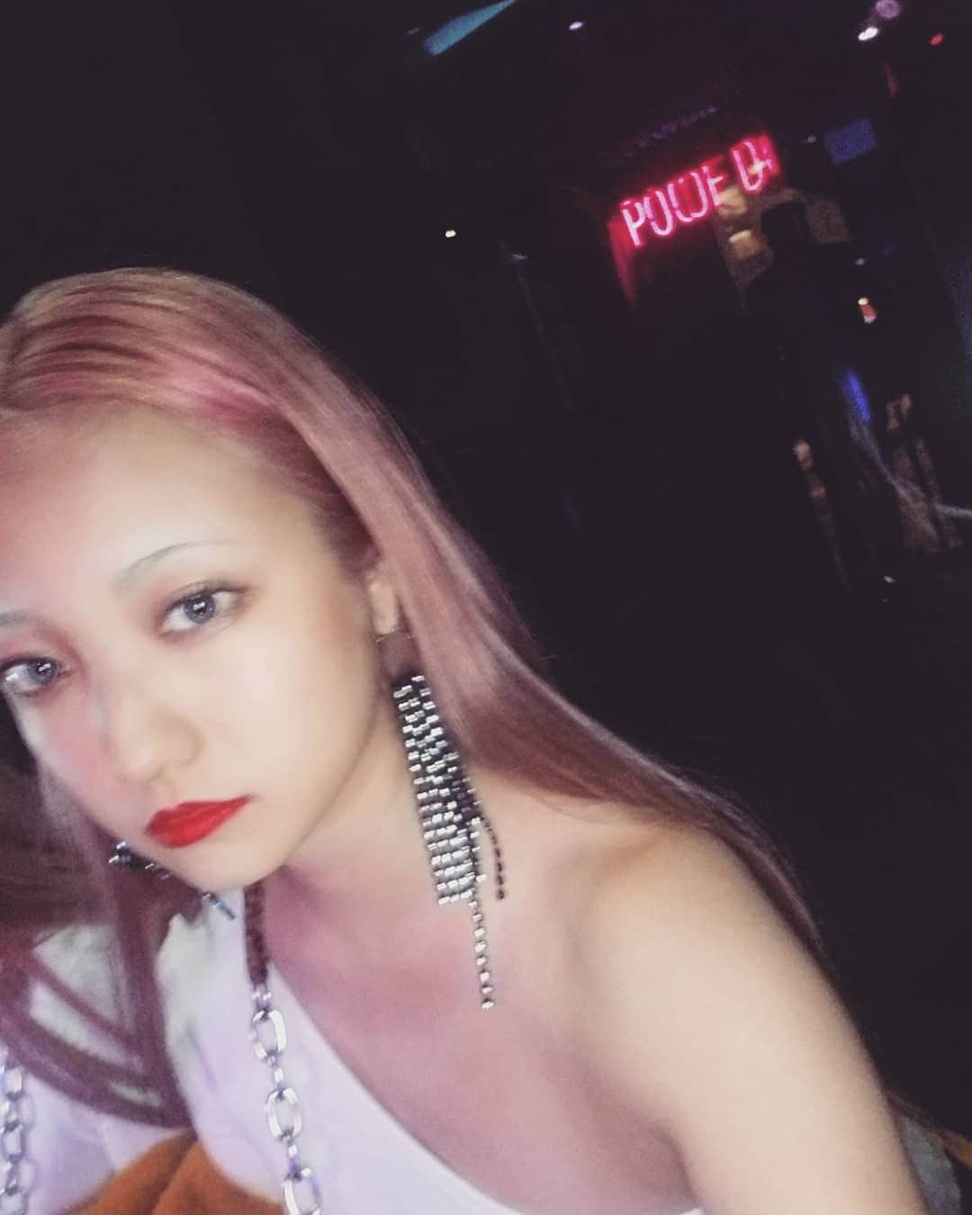 小林レイミさんのインスタグラム写真 - (小林レイミInstagram)「No one notices💎No one feels🏹 #makeup #pinkhair #redlips #eyebrows #accessories #ausfashion #outfitideas #makeupideas #pinklover #makeuplover #asianmakeup #elfin #dolllike」9月8日 22時04分 - _reimi._____