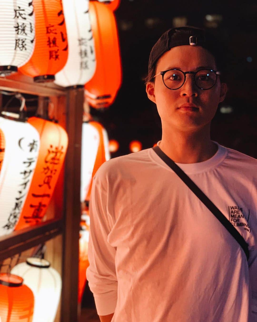 のインスタグラム：「、﻿ ﻿ ART FAIR ASIA FUKUOKA 2019 本日にて終了致しました。﻿ ﻿ 作品は、﻿ 皆様の目に 生で 写れば写るほど﻿ パワーが宿ると信じています﻿ ﻿ 福岡、長崎、宮崎、熊本など九州各地﻿ 中には、四国  東京からもご来場いただきました。﻿ 皆様の目線は温かく、心の目でずっと僕のことを見てくださったと強く感じております。﻿ ﻿ 皆様の温もりで﻿ また一層作品は価値を頂きました。﻿ ﻿ また、この街に戻ってくる！！！！！﻿ 日本全国、世界中に作品と共に旅をする！！！！﻿ ﻿ だからこそ﻿ また工房に帰り、より良い作品を作ります。﻿ ありがとうございました😊﻿ #artfairasia #artfairasiafukuoka2019 #yuichihanada #art #japan #fukuoka ﻿ ﻿ ﻿ ﻿」