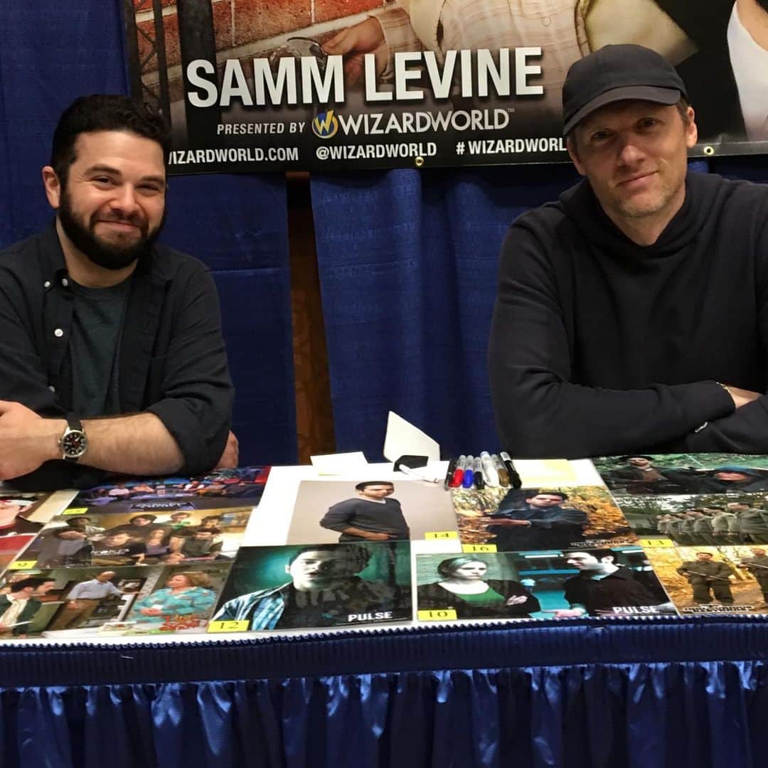 テディ・シアーズのインスタグラム：「Great weekend in Tulsa w/ walking encyclopedia and man of a thousand jobs @sammlevine ⚡️」