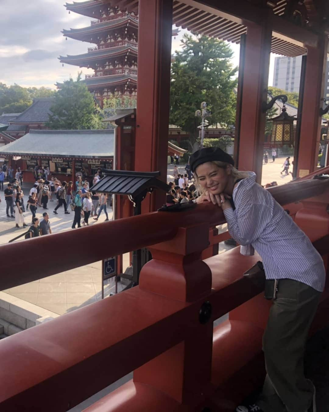 LUNAさんのインスタグラム写真 - (LUNAInstagram)「ASAKUSA🏮part2. . . . #浅草 #浅草寺 #観光 #東京観光 #me #i #japan #日本 . . . #ファッション #ラフ #カジュアル #hare #moussy #azulbymoussy #asknowaspinky #diesel #autumn #fashionista #fashion #ootd #오오티디 #코디 #코디스타그램 #일본여행 #아사쿠사 #asakusa」9月8日 22時59分 - luna_0229