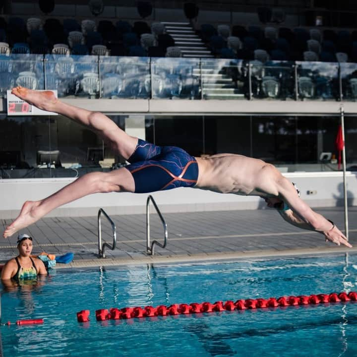 スピードさんのインスタグラム写真 - (スピードInstagram)「Team Speedo’s @MackHorton 🇦🇺 diving in wearing Speedo Fastskin. Which team mate deserves a shout out for a great dive this week? #Speedo #TeamSpeedo #Swimming」9月8日 23時10分 - speedo