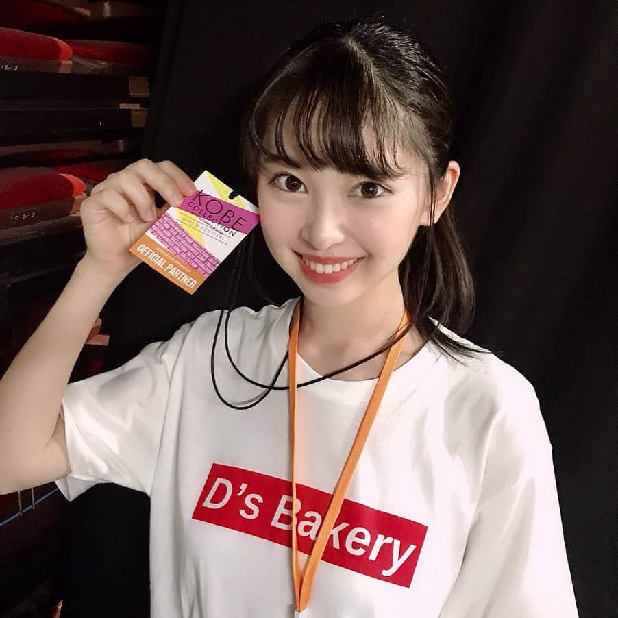 のインスタグラム：「神戸コレクションのブースコンパニオン👗 . 神戸コレクションでブースコンパニオンのお仕事してきました✨ ブースの立地最高すぎて真近で好きなモデルさんたくさん見れて感激やった、、、😭💕 でも1番テンションが上がったのは #DAPUMP の生#USA 😂 業務中にも関わらず踊り出した女は私です🙋‍♀️ . #神戸コレクション #神戸コレクション2019  #ダイエー」