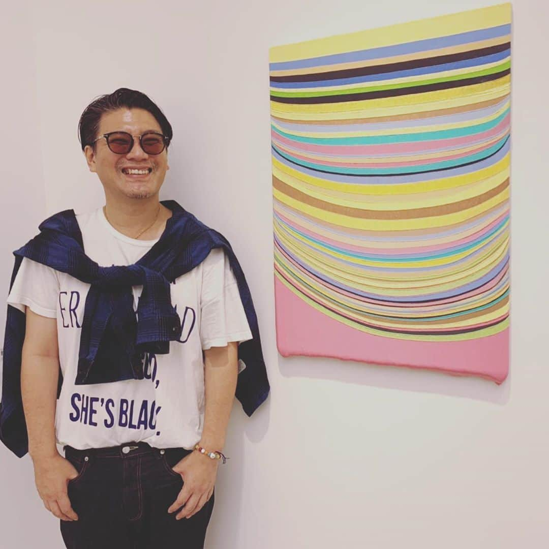 丸山敬太さんのインスタグラム写真 - (丸山敬太Instagram)「高山勝充さんの作品  塗り重ねられた美しい色の積層 とても好き  #アウトサイダーアートリアル展 #gyreomotesando」9月9日 1時04分 - keitamaruyama