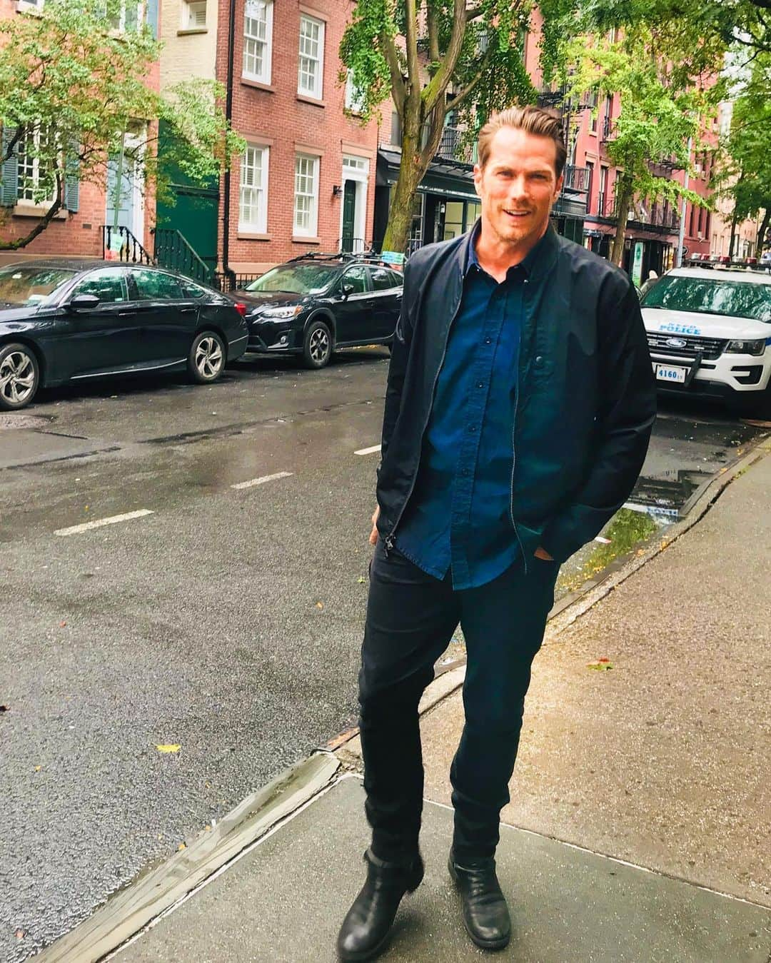 ジェイソン・ルイスさんのインスタグラム写真 - (ジェイソン・ルイスInstagram)「Feeling right at home on these streets 🏙😏」9月9日 1時21分 - jasonleelewis