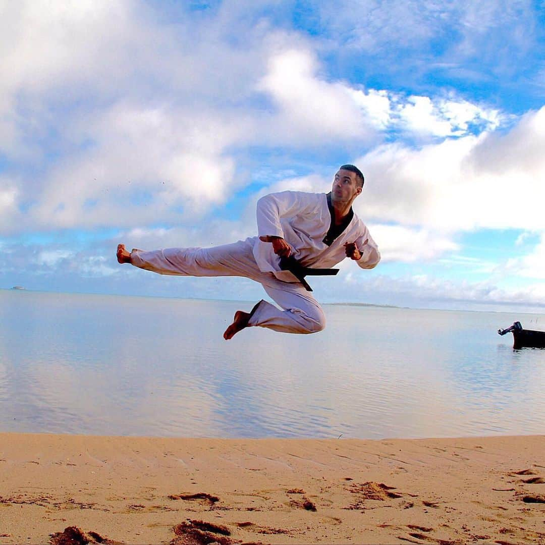 ピッタ・タウファトフアさんのインスタグラム写真 - (ピッタ・タウファトフアInstagram)「Taekwondo #ItsTime #2SportsOneDream #tokyo2020」9月9日 2時33分 - pita_tofua