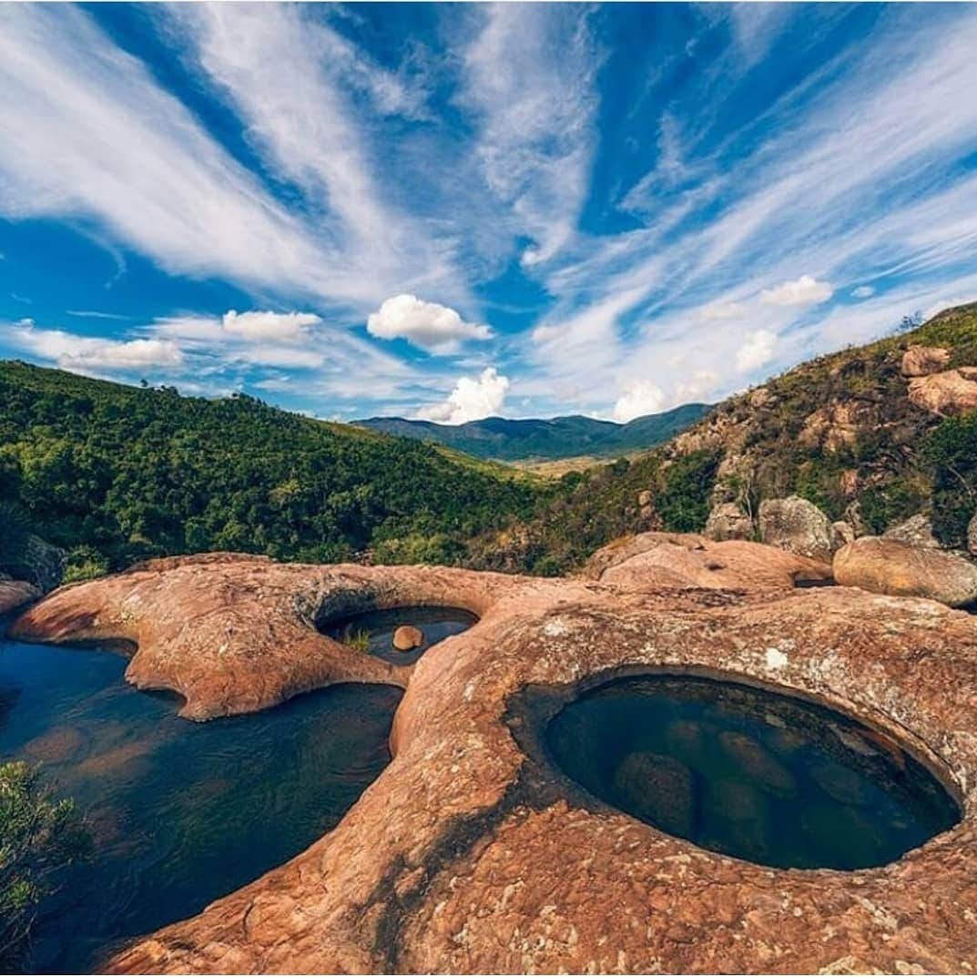 のインスタグラム：「Original view of one  Malagasy treasures by @adrienpatane at @igersmadagascar 😍🙌📸💕 #igersMadagascar #malagasy #madagascar #igers」