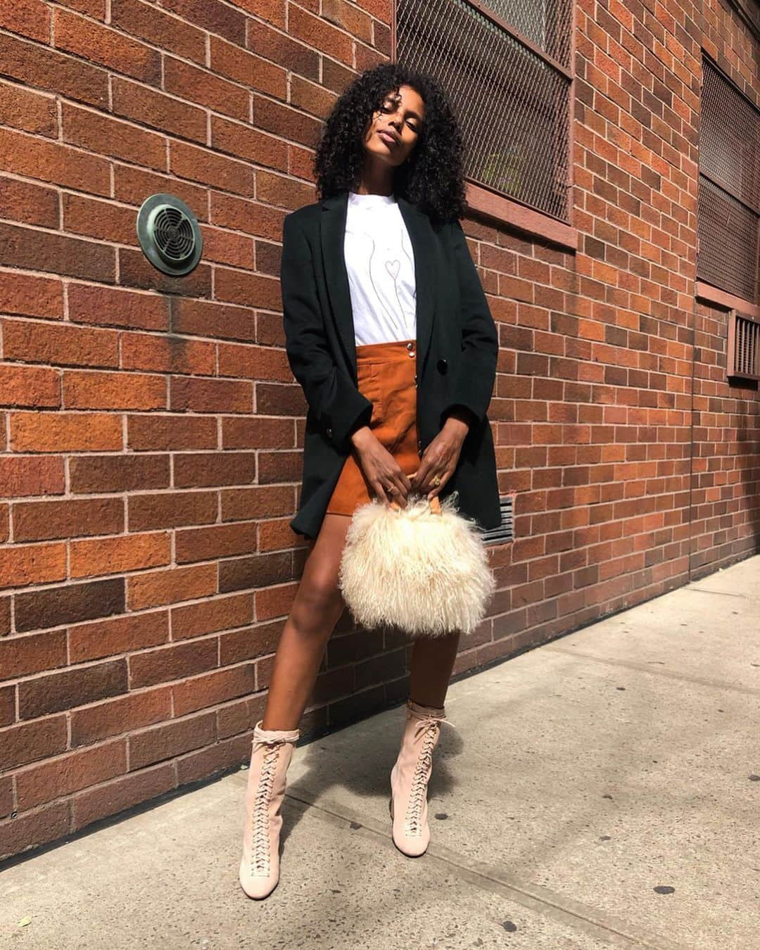 グレースマハリーさんのインスタグラム写真 - (グレースマハリーInstagram)「Sunday at #NYFW wearing friends, about to walk for friends 💞」9月9日 2時45分 - gracemahary