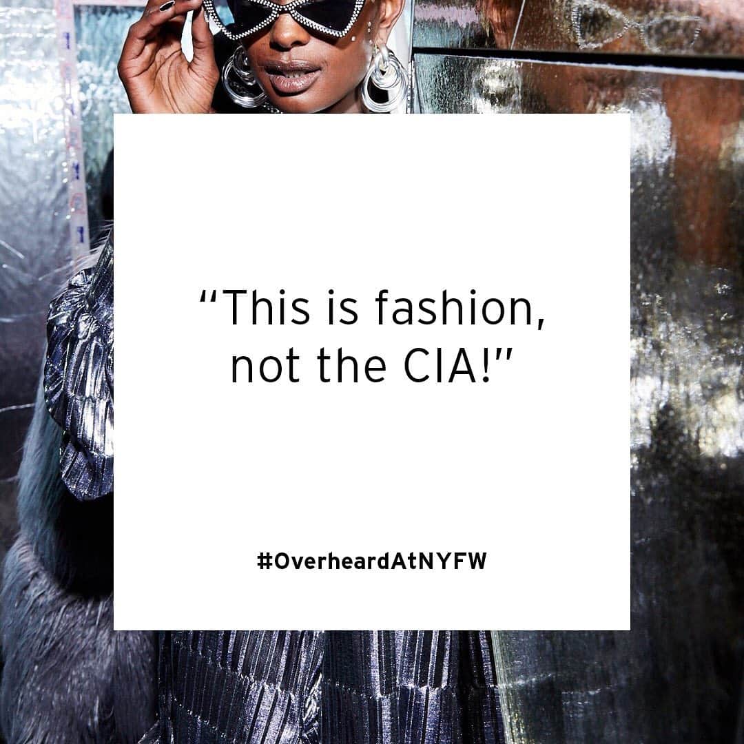 NYFW（ニューヨークファッションウィーク）さんのインスタグラム写真 - (NYFW（ニューヨークファッションウィーク）Instagram)「👀👀👀 #OverheardAtNYFW」9月9日 3時32分 - nyfw