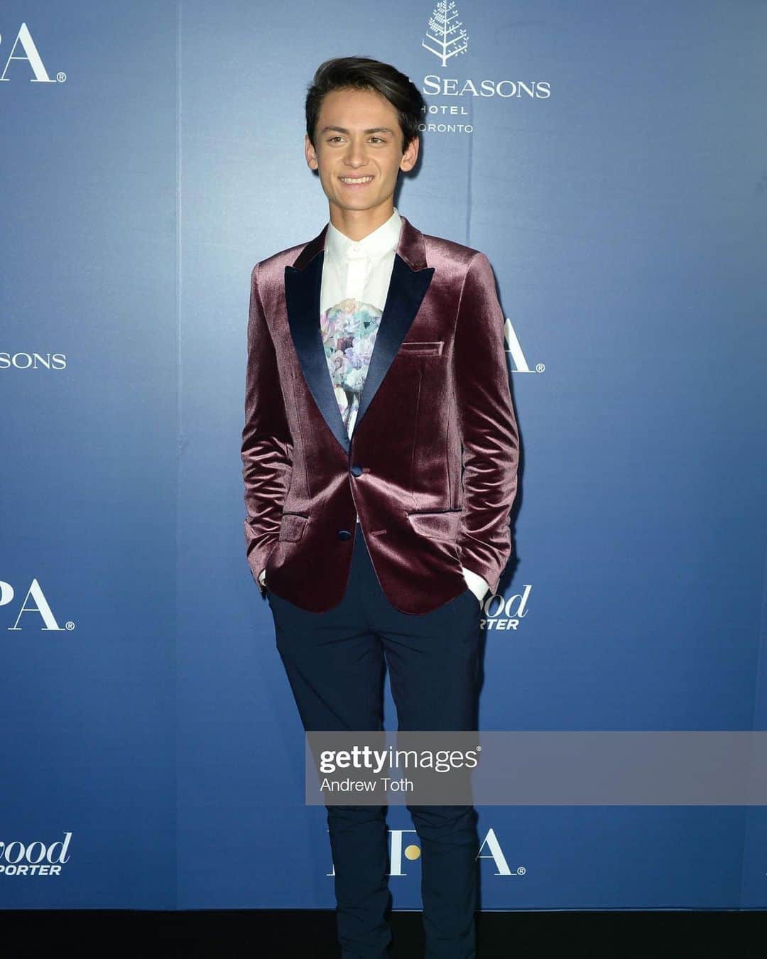 テンジン・ノーゲイ・トレイナーさんのインスタグラム写真 - (テンジン・ノーゲイ・トレイナーInstagram)「Thanks for having me @hollywoodreporter @goldenglobes」9月9日 3時43分 - tenzingtrainor