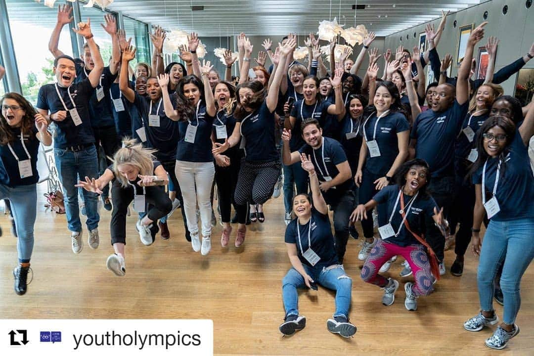 オリンピックさんのインスタグラム写真 - (オリンピックInstagram)「🙌 @youtholympics #Repost・・・ The IOC Young Leaders feeling energized on the last day of the #IOCYouthSummit 🙌🏽😍 • [50 young people from over 40 countries had the opportunity to develop their skills and take part in workshops and menting sessions]」9月9日 3時45分 - olympics