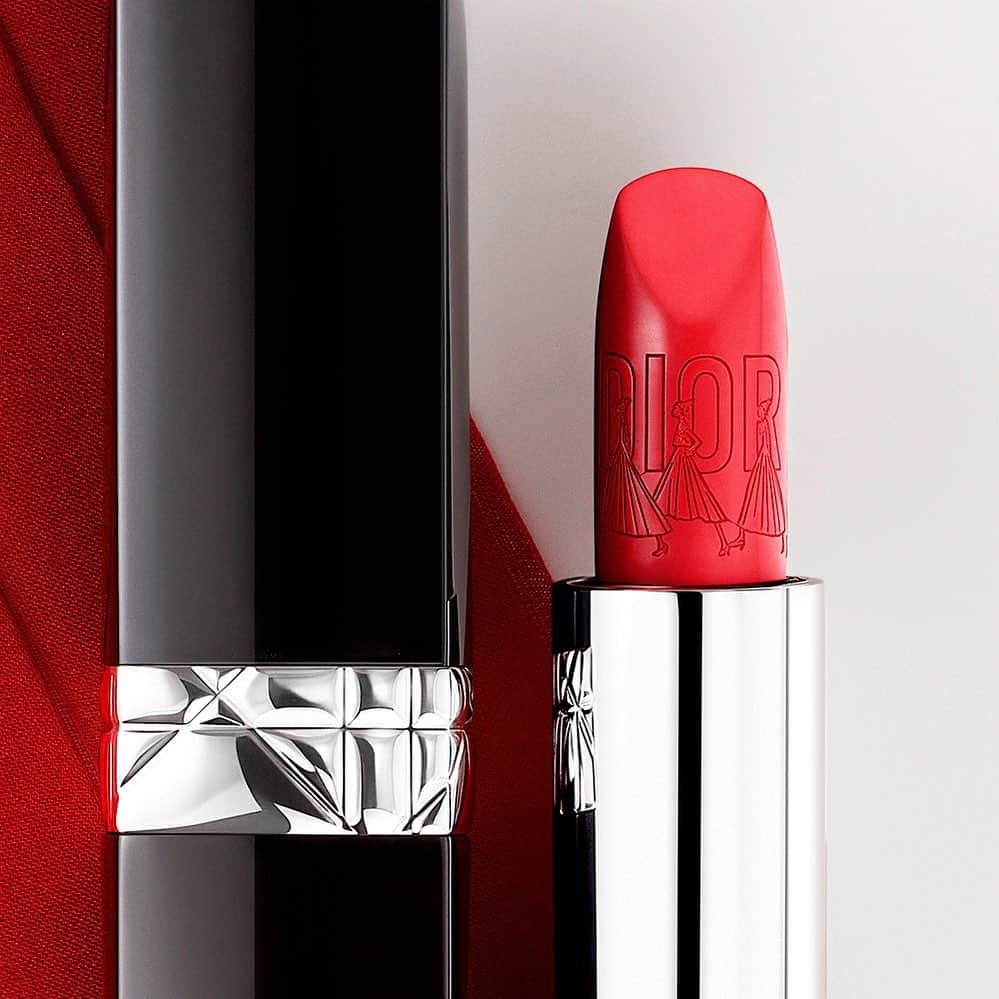 クリスチャンディオールさんのインスタグラム写真 - (クリスチャンディオールInstagram)「999 DAY is coming and it is time to celebrate the Iconic Rouge Dior! For the special occasion, this timeless red lipstick is available in an exclusive Trafalgar engraved edition, with couture designs by Maria Grazia Chiuri. •  ROUGE DIOR TRAFALGAR LIMITED EDITION 844 Trafalgar •  #diormakeup #rougedior @diormakeup」9月9日 3時55分 - dior