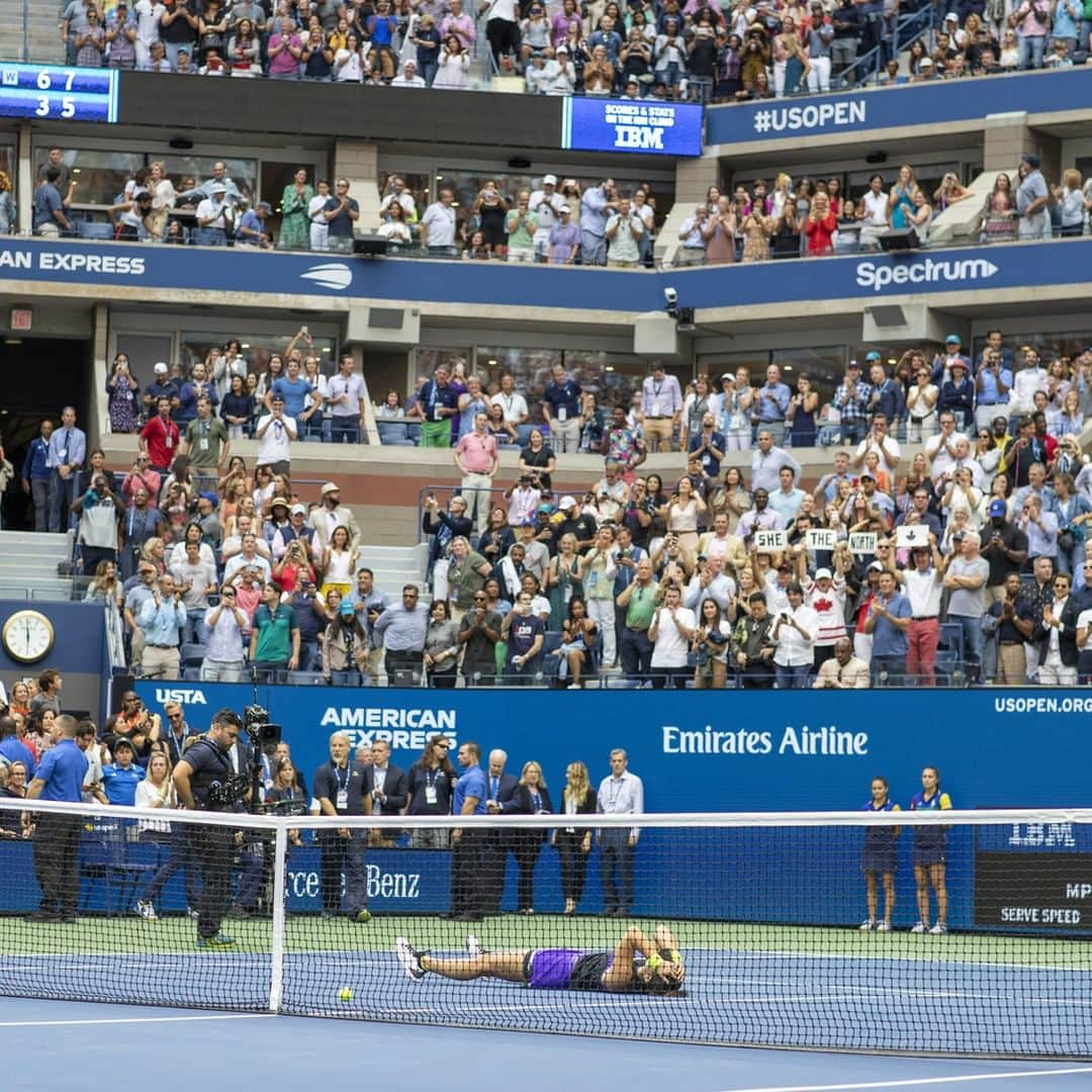 TIME Magazineさんのインスタグラム写真 - (TIME MagazineInstagram)「Bianca Andreescu defeated Serena Williams in the #USOpen women’s singles final on Saturday in Arthur Ashe Stadium. @serenawilliams had the chance to notch her 24th Grand Slam women’s singles title — and tie Margaret Court’s record for the most women’s singles Grand Slam wins. But @biancaandreescu_, a 19-year-old Canadian upstart who knocked stars like Caroline Wozniacki and Taylor Townsend out of the tournament, won the match 6-3, 7-5. It’s her first Grand Slam title. A year ago, Andreescu couldn’t even get through qualifying at the U.S. Open. Now, Andreescu is ranked No. 5. She is also the first Canadian to win a Grand Slam singles title, and the first teen since Maria Sharapova in 2006 to win a Grand Slam. While her coach, Sylvain Bruneau, posed with trophy given to the winning coach after the match, he apologized for turning it the wrong way. “I’m not used to this,” Bruneau said. “Well, get used to it,” Andreescu replied. Photograph by @timclaytonphoto—Corbis/@gettyimages」9月9日 4時11分 - time