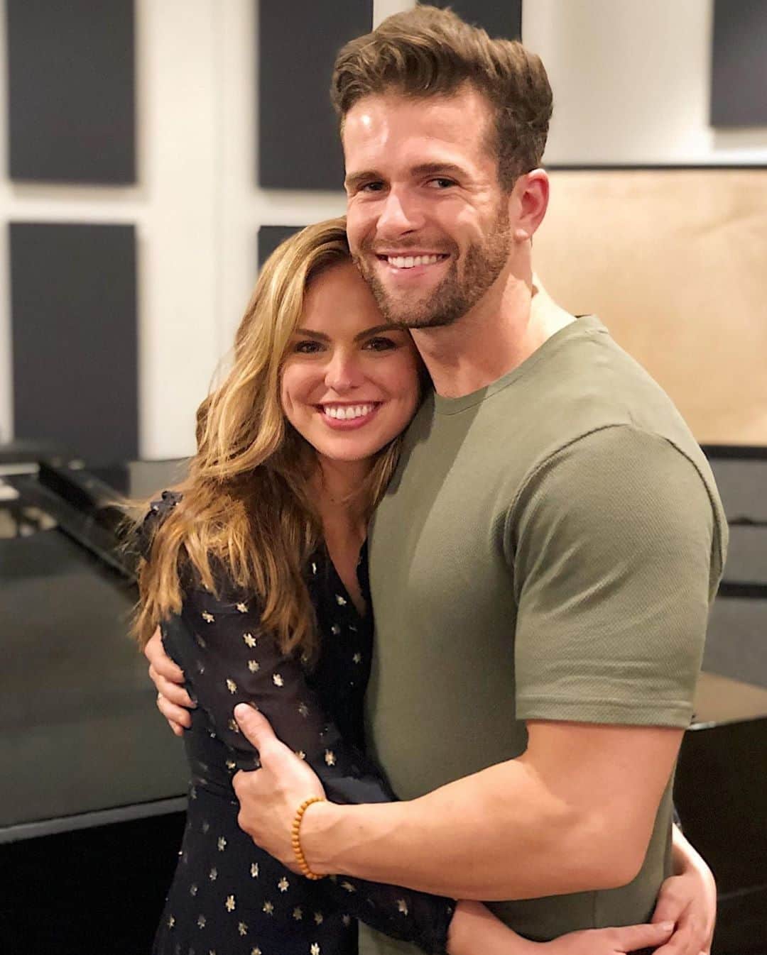 E! Onlineさんのインスタグラム写真 - (E! OnlineInstagram)「𝐄𝐱𝐜𝐥𝐮𝐬𝐢𝐯𝐞: #TheBachelorette's Jed Wyatt is opening up about how he feels about Hannah Brown and her upcoming run on #DWTS. Link in bio. (📸: Instagram)」9月9日 6時00分 - enews