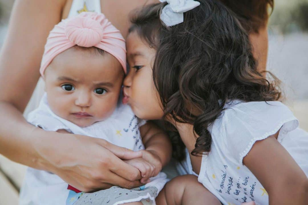 ジェマ・マリンさんのインスタグラム写真 - (ジェマ・マリンInstagram)「Mis chicas ❤️❤️ Ellas son mi gasolina . . My girls❤️❤️ They are my fuel . . #family #singlemom #momoftwo #mixedbabies」9月9日 6時34分 - gemma_marin