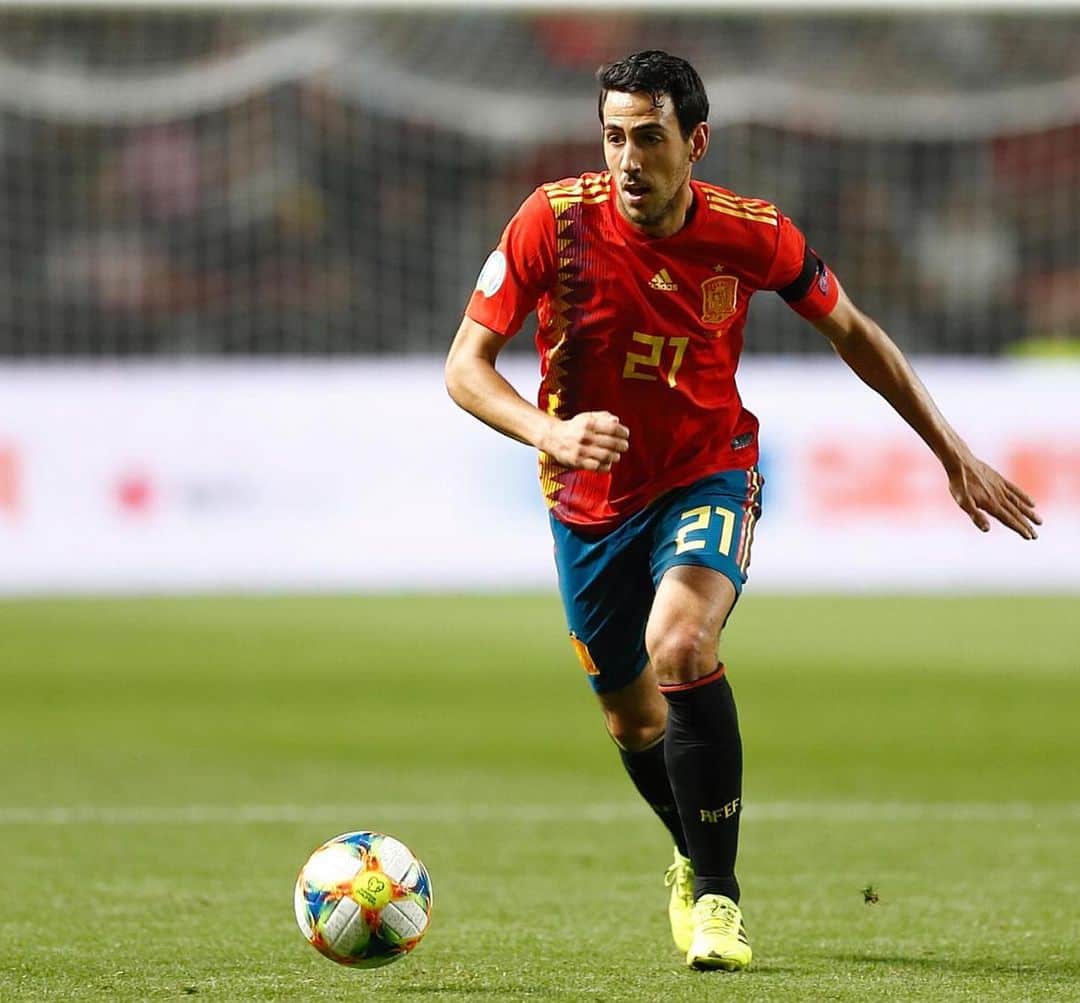 ダニエル・パレホのインスタグラム：「Misión cumplida! Dos partidos, dos victorias. El objetivo está un poco más cerca. Vamos!!! 🇪🇸🇪🇸🇪🇸🇪🇸」