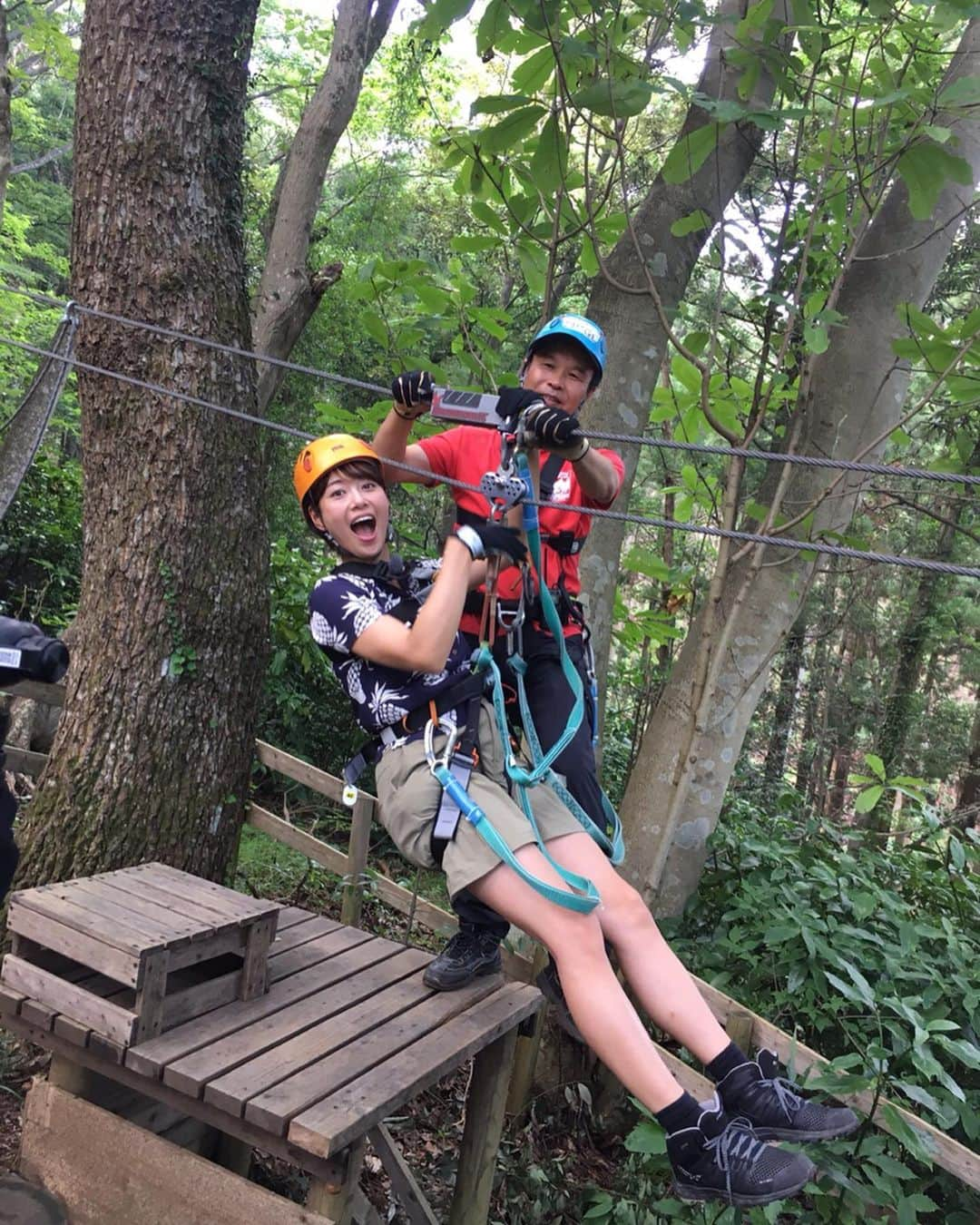 竹岡圭さんのインスタグラム写真 - (竹岡圭Instagram)「9月9日のなかなか日本！〜高速道路女子旅〜は、大井松田ICを降りて飛天狗へ👺木から木へと飛び移る、珍しいジップライン😆全部で8本のコースになっていますー👍川の上を飛ぶコースは、最高に気持ちイイ🤩いちばん長い大天狗コースの途中に、置物があるので探してみてね！と言われたものの、見つけられなくて残念😓 早くも再チャレンジしに行きたい気分です〜🤗 なかなか日本！〜高速道路女子旅〜tvk毎週月曜日20時55分〜（tvk映らない方もhttp://www.tvk-yokohama.com/naka_jpn/本編動画ONAIR翌日以降見られます）」9月9日 7時29分 - kei_takeoka