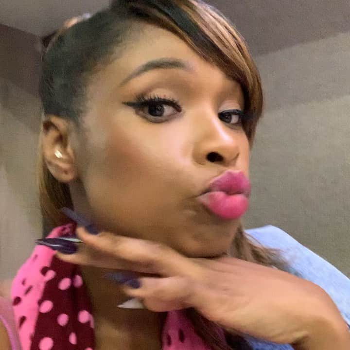 ジェニファー・ハドソンのインスタグラム：「912  Alert !」