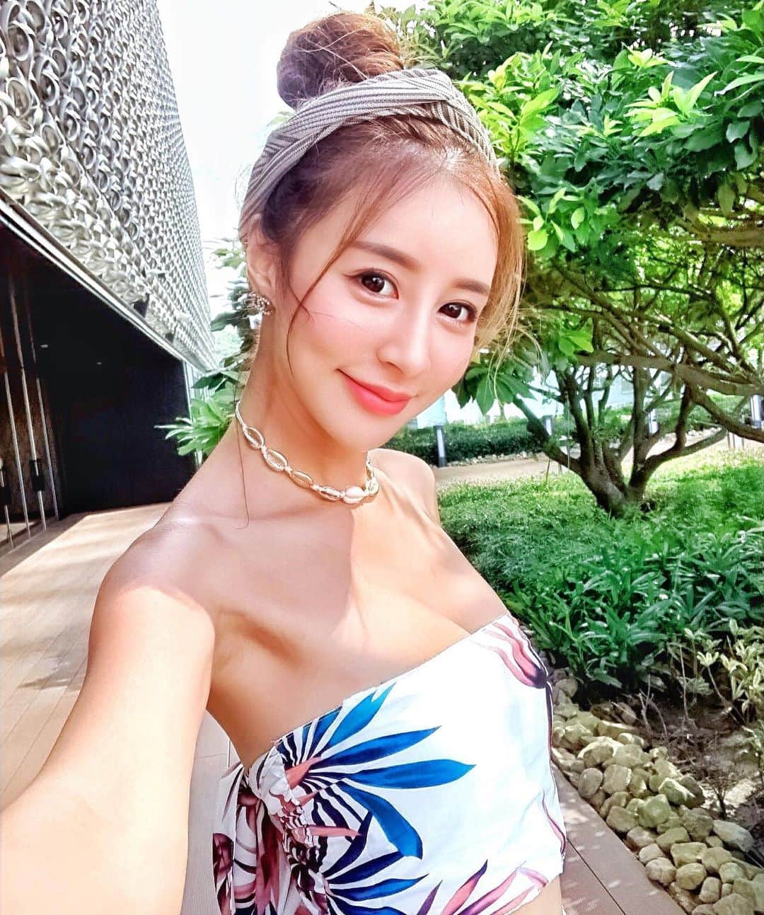 リタ（瑞塔兒）さんのインスタグラム写真 - (リタ（瑞塔兒）Instagram)「今天是天氣好心情好的星期一🌈 你們的星期一過的好嗎？ 超辣兩截褲裝 @z.zebra0611 🔥🔥🔥 Shopee🔍Z.Zebra 🆕Shopee🔍Z.Zebra-new #taipei#taiwan#taiwanese#taiwanesegirl#relax#ritakao#love#enjoy#smile#china#sunshine#summer#selfie#afternoontea#afternoon#hot#summer#vacation#goodmood#new#beauty#travel#travelblogger#monday」9月9日 18時40分 - love_ritakao