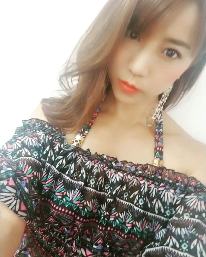 のインスタグラム：「衣装か水着か分からなかったので、衣装のくくりの時に着たよ❤️ サービス💓  本日は、 全身筋肉痛。。 マッサージに行きたいなぁ～😭💕 #撮影モデル #撮影 #インスタグラビア #japanesegirl #美乳 #美脚  #女演员 #偶像 #模型 #色情 #自拍 #模特 #粉我  #그라비아 #아이돌 #여배우 #유부녀 #에로  #เซ็กซี่ #น่ารัก #น่ารักจัง  #ประเทศญี่ปุ่น #คอสเพล #сексуальный」