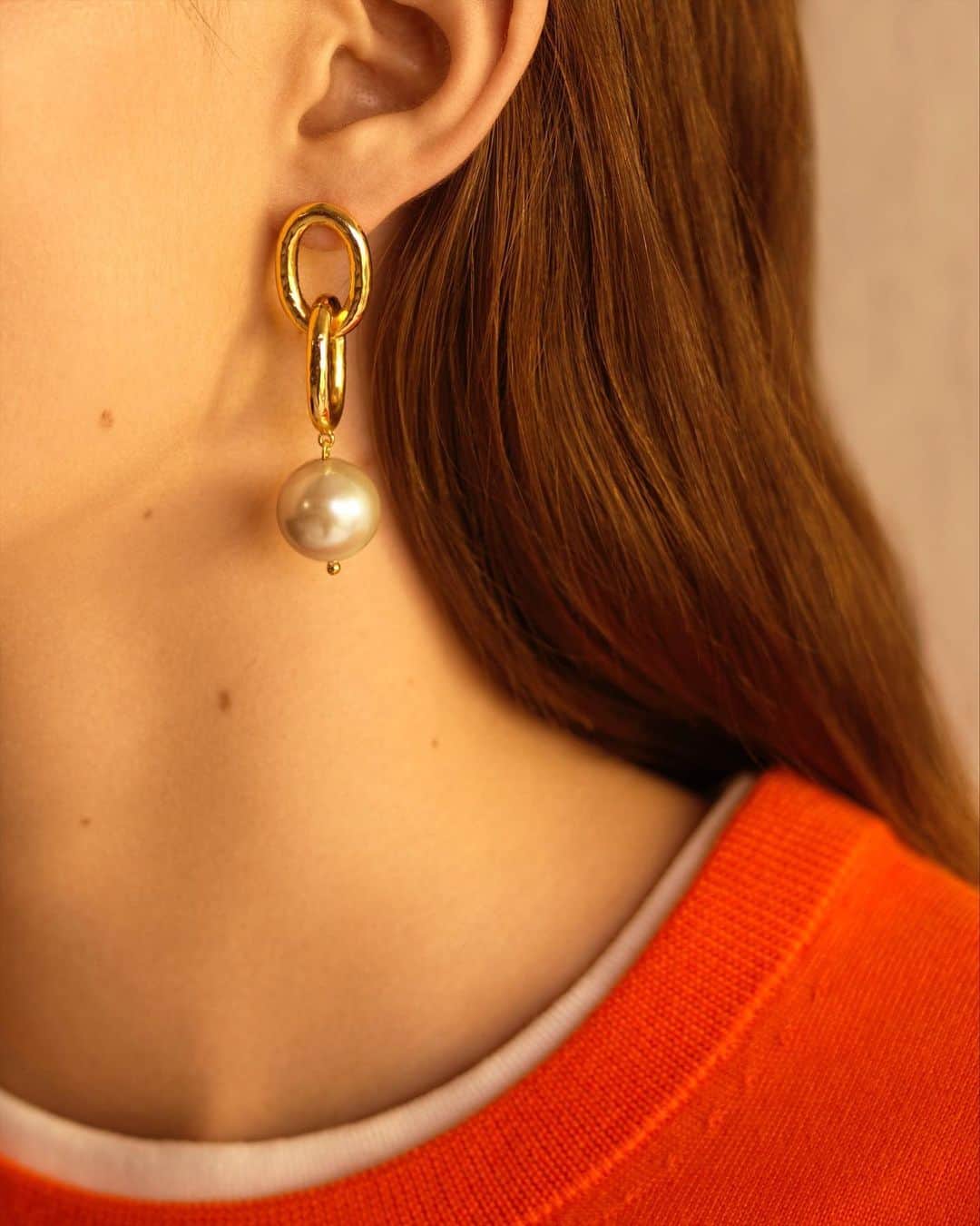 オーレリービダマンのインスタグラム：「Monday earrings 🏓  #aureliebidermann #manon #newcollection」