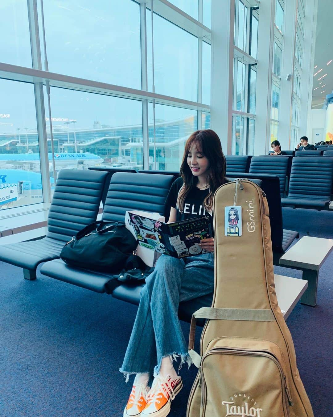 ダラ さんのインスタグラム写真 - (ダラ Instagram)「Incheon - Yangon ✈️ Mingalarbar!!! 🤗 See you soon my #GoldenBlackjacks 💕 해외출장 갑니다~ 앞으로 약 한달간 한국을 비울 예정이니 절 찾지말아주세요😂 연락은 많이 해주세요~ 그리워해요옹~🙏🏻 #역마살 #부재중 #미얀마 #출장중 #기다려」9月9日 18時47分 - daraxxi