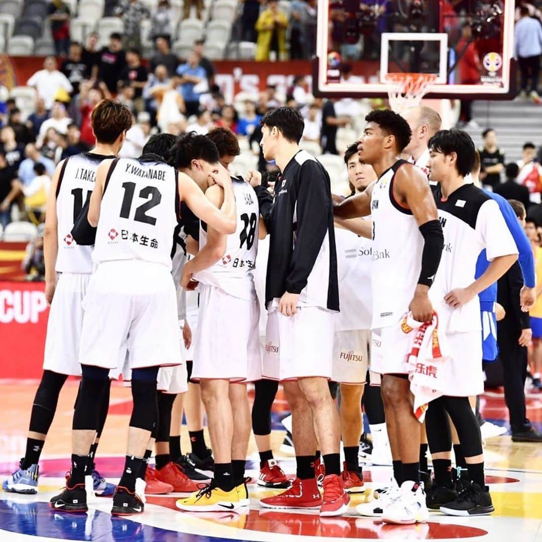 伊藤大司のインスタグラム：「お疲れ様でした👏👏👏 #日本代表 #日本バスケットボール #日本一丸 #respect」