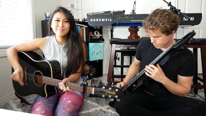 オリビア・タイのインスタグラム：「because i wanted to make sure you listened to @streetlightbri’s awesome cello pizzicato-ing in the beginning too. also, the full version is on the @streetlightcadence IGTV channel, so go watch ittttt. also, i’m supposed to post the full version of this on my youtube channel, but i have FOAF (fear of algorithm fail) and i fail at adulting. please hold while i ponder about posting this #señoritacover 🙈😬」