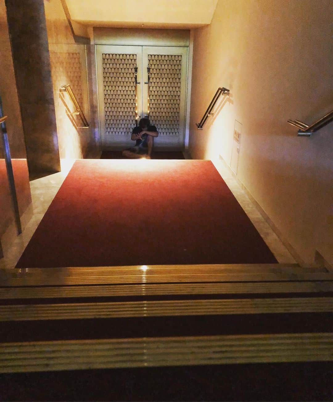 青柳塁斗のインスタグラム：「#通さないよ ♠︎ #ってか通れないだろ？ #HUNTER×HUNTER #ヒソカ #Instagram #workout  #training #fitness  #bodymake #sport  #shoulder  #biceps  #triceps #diet #gym #トレーニング #ワークアウト #筋トレ  #フィットネス」
