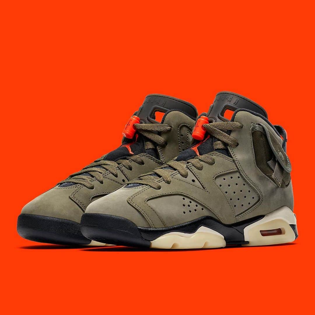 Sneaker Newsさんのインスタグラム写真 - (Sneaker NewsInstagram)「The Travis Scott x Air Jordan 6 will also be releasing in grade school, pre school, and toddler sizes. Cactus Jack for the entire fam! For a closer look at the official images of the grade school pair, hit the link in our bio.」9月9日 13時35分 - sneakernews