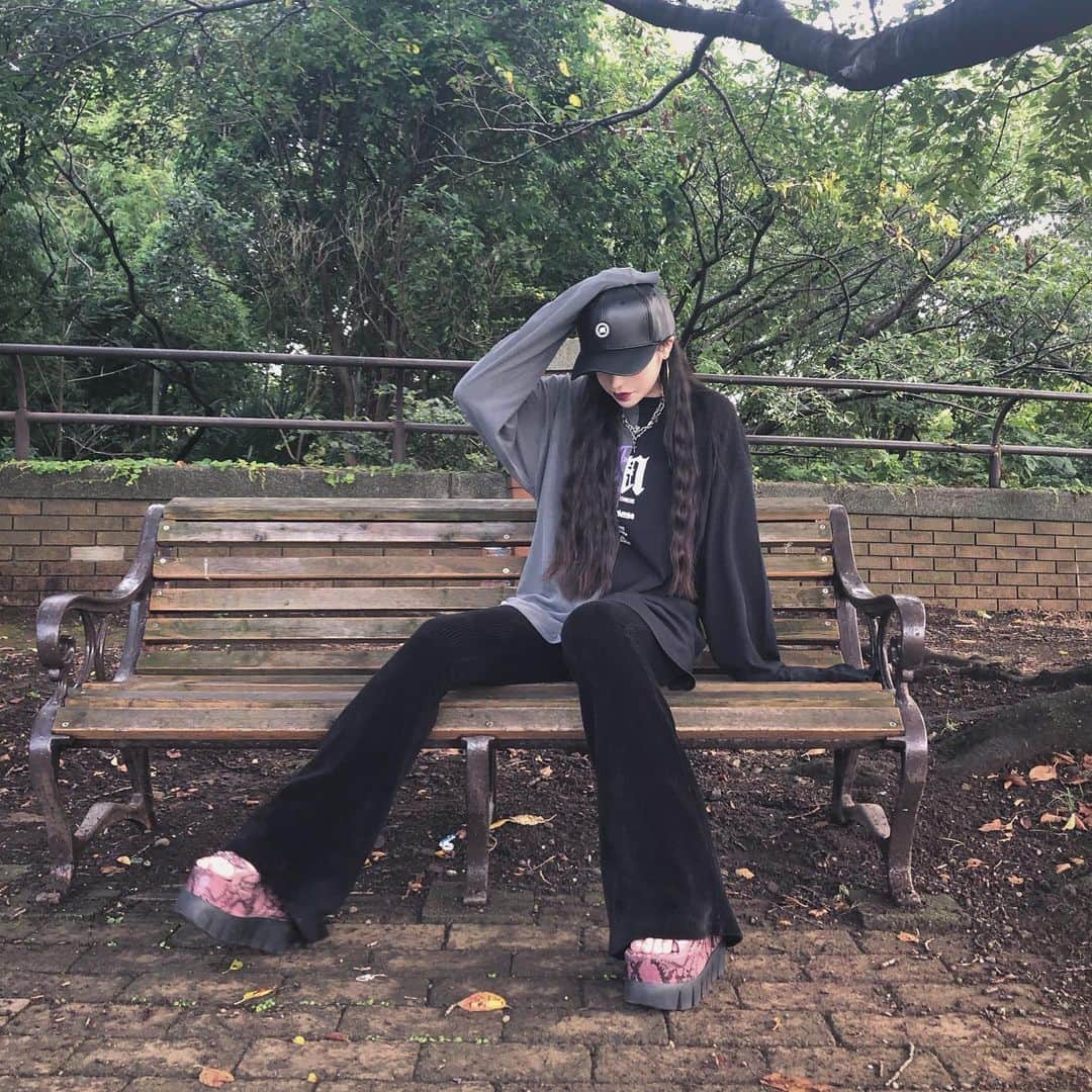 chiiiiiのインスタグラム：「🍃」