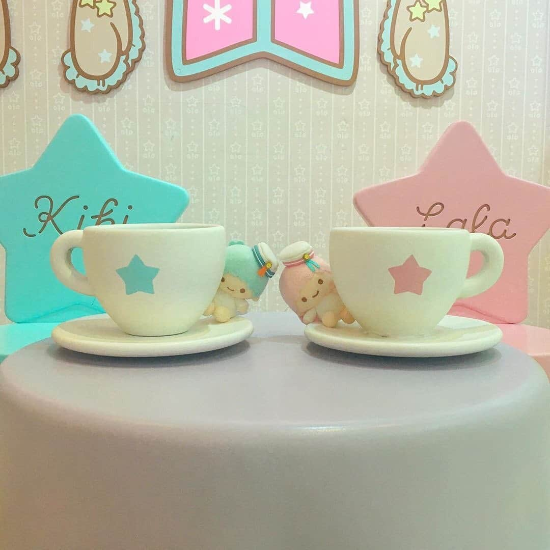 Sanrio Purolandさんのインスタグラム写真 - (Sanrio PurolandInstagram)「ピューロランド内にはかわいいフォトスポットがいっぱい！🤳💕 あなたのお気に入りのフォトスポットはどこですか？🌟 ピューロランドで　#ピューロジェニック な写真が撮れたらハッシュタグをつけて投稿してね！  Photo by @omiruka_0715 さん、@5n._.u3 さん　 ありがとうございました♡  #サンリオピューロランド #ピューロジェニック #ぐでたまらんど #ぐでたま #キキララ #リトルツインスターズ #トゥインクリングツアー #パステルカラー #テーマパーク #インスタ探検隊  #お出かけスポット #おでかけ #お出かけスポット #映えスポット #ミーハー女子 #フォトジェニック #素敵な休日 #ぴんくすたぐらむ #pinkstagram #お休みの過ごし方 #プチ旅行 #置き画くら部 #土曜日の小旅行」9月9日 16時35分 - purolandjp