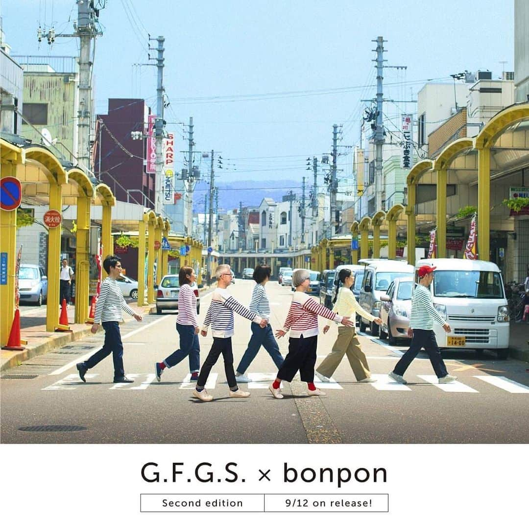 G.F.G.S.さんのインスタグラム写真 - (G.F.G.S.Instagram)「\ G.F.G.S.® × bonpon コラボ第二弾決定! /  白髪とチャーミングなファッションがインスタグラムで大人気のbonpon夫妻と、G.F.G.S.のダブルネーム第二弾アイテムが実現いたしました。 前回大好評をいただいたコラボモデルをベースに、胸元にさりげなくアクセントカラーを配置した特別アイテムです。 カラーパターンは全4種類。 今回は左袖にダブルネームのタグも付きます。  受注受付は9月12日(木)開始予定です。  ぜひお見逃しなく! https://www.gfgs.net/shop/gfgs-bonpon-2/  #GFGS_bonpon .  #gfgs #orderborder #bonpon511 #コラボ #ボーダー #stripeshirt #stripes #しましま #ボーダーズ #オーガニックコットン #おそろい #リンクコーデ #夫婦コーデ #夫婦 #着心地 #ワードローブ #着画 #カジュアルファッション #カジュアル  #暮らしを楽しむ  #新潟 #niigata  #加茂市 #商店街 #ig_niigata #ig_fashion #ボーダー好き .  #GoodFeelGoodStyle  心が動くことを私たちらしいやり方で」9月9日 16時59分 - gfgs