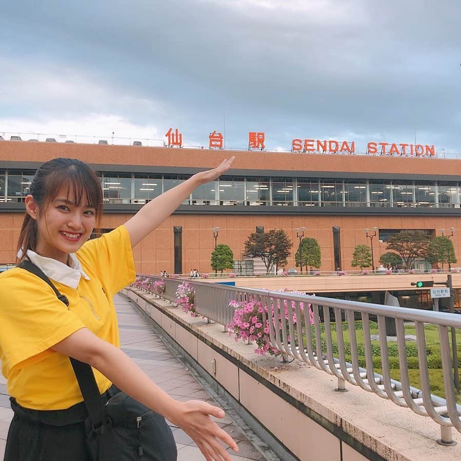 のインスタグラム：「ありがとう仙台🐶💓 こんな素敵な場所が日本にはあるんやね〜☺️ 大好きです🥺🙏✨ また絶対来ます！！！ ライブ情報🐶💕 . 9/11(水)大阪|タワーレコードNU茶屋町 19:00〜 観覧無料、予約なし、特典会 . 9/13(金)福岡|タワーレコード福岡パルコ店19:00〜 観覧無料、予約なし、特典会 . 9/14(土)広島|タワーレコード広島店15:00〜 観覧無料、予約なし、特典会 . 9/22(日)大阪|酔夏男 北原ゆか × mihoro* presents 女性限定入場ツーマンライブ 「ゆかほろミーティング」 ⏰open:12:00/start:12:30 🎟前売り1,500円/当日2,000円 （学割:前売り1,000円/当日1,500円） チケットご予約:kitaharayuka.info@gmail.comまで①お名前②ライブの日にち③チケットの枚数を書いてお送りください。 . 11/1(金)大阪|アメリカ村CLAPPER 「北原ゆか 1st ONEMAN LIVE TOUR『GOOD DAY』」 ⏰open:18:30/start:19:00 🎟前売り3,200円/当日3,700円 (学割:前売り・当日、両方とも2,500円 ※当日学生証提示でキャッシュバック) ※1ドリンク制 チケットご予約:イープラスhttps://eplus.jp/sf/word/0000104784 . 11/10(日)東京|渋谷TAKE OFF7 「北原ゆか 1st ONEMAN LIVE TOUR『GOOD DAY』」 ⏰open:18:00/start:18:30 🎟前売り3,200円/当日3,700円 (学割:前売り・当日、両方とも2,500円 ※当日学生証提示でキャッシュバック) ※1ドリンク制 チケットご予約:イープラスhttps://eplus.jp/sf/word/0000104784」