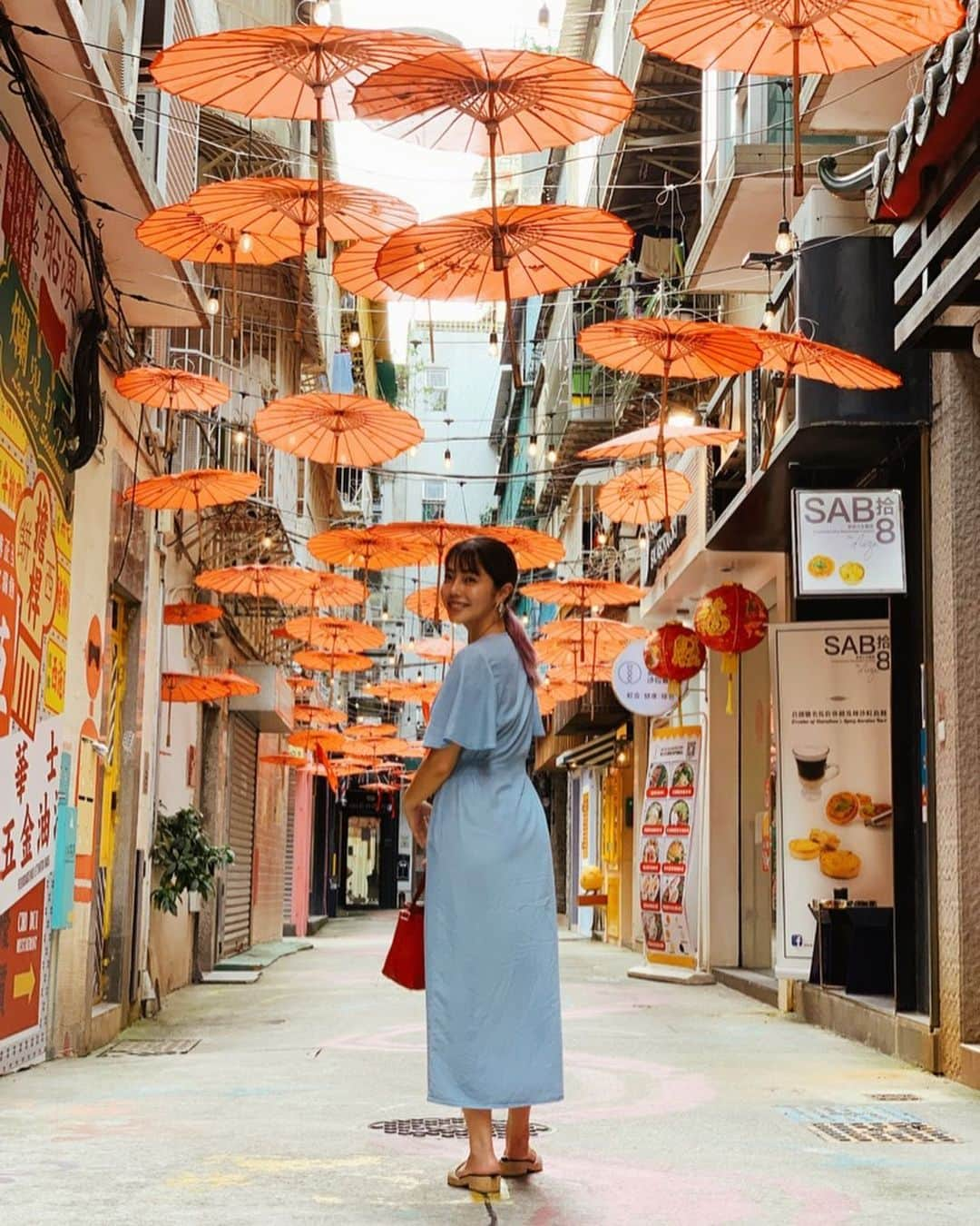 住谷杏奈さんのインスタグラム写真 - (住谷杏奈Instagram)「マカオ半島食べ歩きツアー🇲🇴 ･ ･ #Macau#🇲🇴#マカオ半島#マカオグルメ#澳門 #澳門美食#マカオ#エッグタルト美味しい🤤 ･ #ポルトガルカレーも絶品🤤」9月9日 17時21分 - annasumitani