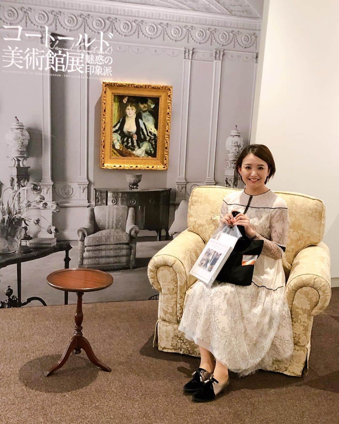 白石小百合さんのインスタグラム写真 - (白石小百合Instagram)「🌪☀️🏰 現代アート派だけど印象派も好き❤︎ コートールド美術館展at東京都美術館 は明日から！ . 美術館へ行ったら印象に残ったアートのポストカードを買うのが私の中の決まりでコレクションみたいになってきていますが、印象派は好きなので同じようなカードがたくさんあるような…笑 そのくらいあの淡い光を感じるタッチや人物や風景への愛が込められてるような繊細さが好きなのです。。(*´∀｀*) . #モネ #マネ #ルノアール #ゴッホ #セザンヌ #ゴーガン #モディリアーニ #ドガ #コートールド美術館 #魅惑の印象派 #東京都美術館 #上野 #art #tokyometropolitanartmuseum #masterpieces #impression #courtauldimpressionists」9月9日 17時32分 - sayurishirais