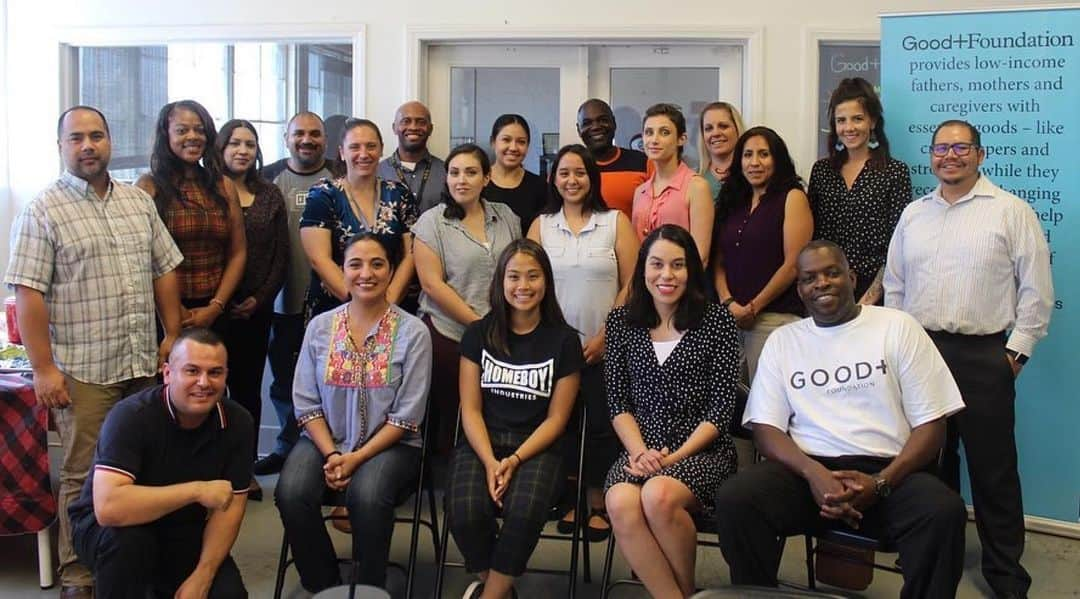 ジェシカ・サインフェルドさんのインスタグラム写真 - (ジェシカ・サインフェルドInstagram)「A stellar team of social service leaders got together @goodplusfdn ‘s warehouse in Los Angeles to discuss how to support grandparents who are primary caregivers for their grandchildren. 2 million children in the US are raised by their grandparents. We think they should be entitled to financial support, similar to foster parents. Thanks to @eisnerfound for leading our way in “kindship care” and to all the great minds in this photo.」9月10日 3時24分 - jessseinfeld