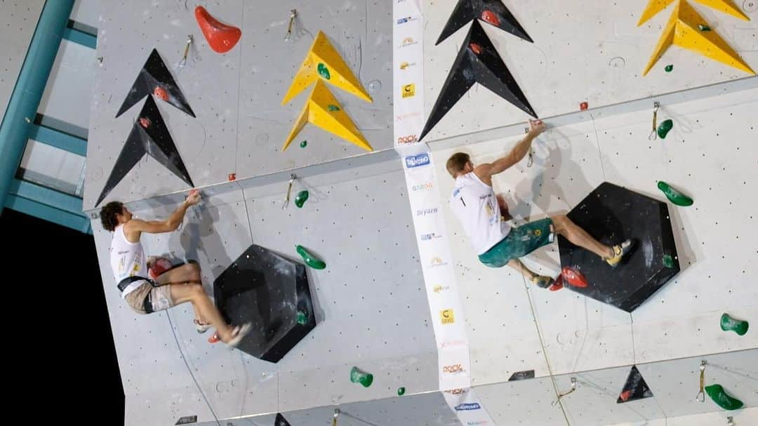 アダム・オンドラさんのインスタグラム写真 - (アダム・オンドラInstagram)「Duel is for sure one of the most fun climbing competitions. It is speed climbing of a route between 7c and 8a. It is fun for both, the audience and the climbers as well. As there is not any additional pressure from this being a World Championships or World Cup, it was very refreshing especially this year after tiring and stressful season of competitions.  Note: the route is not standard, every year it is different.  New #RoadtoTokyo is live on YouTube.  @blackdiamond @montura_official @lasportivagram @gardatrentino @visittrentino @mazagrande @ifsclimbing」9月10日 3時19分 - adam.ondra