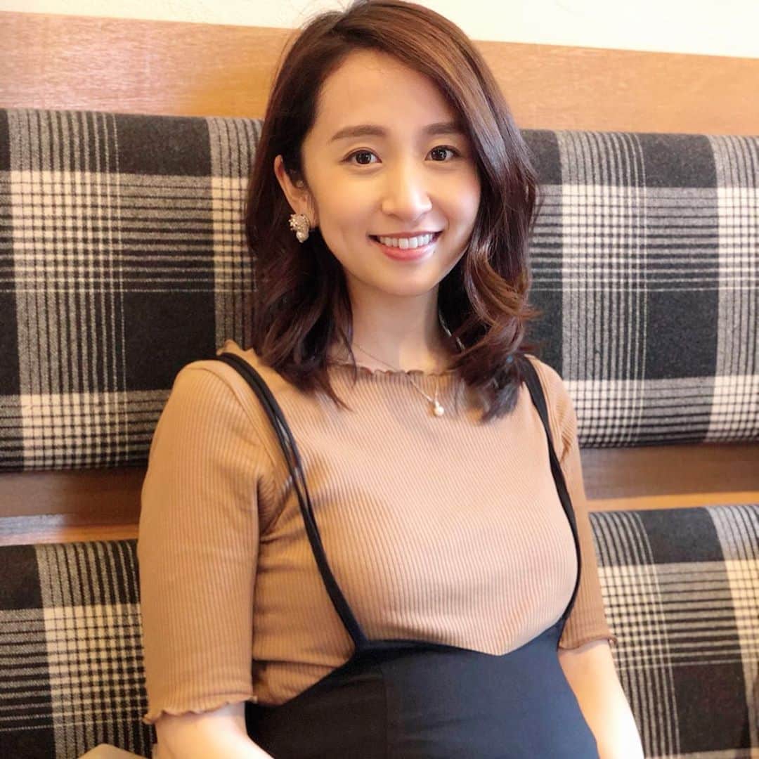 小野恵美のインスタグラム：「皆さん、台風大丈夫でしたか？  先日、高校時代の後輩ちゃんと久しぶりに会いました♡ 吹奏楽部で一緒に青春を過ごした仲間です🎺優しくて頑張り屋さんな彼女の話をきいて、私も癒される時間☕️ ありがとう😊 #ありがとう #カフェ #cafe #coffeetime #後輩 #癒し」