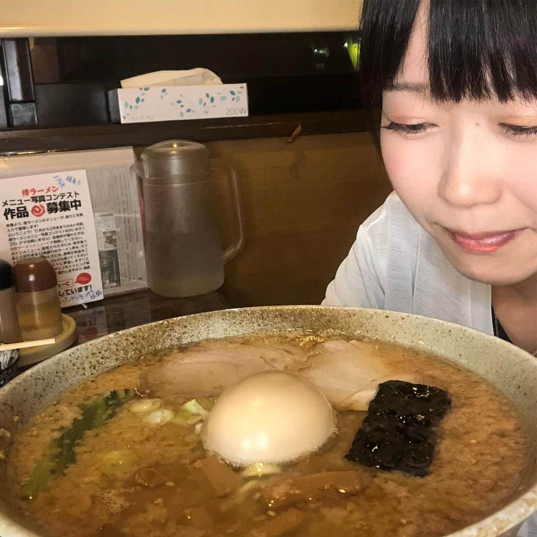 おごせ綾さんのインスタグラム写真 - (おごせ綾Instagram)「＃侍ラーメン#背脂ラーメン#冷やし中華#大食い 【新潟】ウルトラマンがいる燕三条系背脂ラーメンのお店で背脂まみれなオーダーで大食いしてみました。 https://youtu.be/aaECk3Mzx_U  #ふーどすたぐらむ #foodstagram #gourmet#yummymummies#yummy#gourmet#delicious #グルメ#グルメ好きな人と繋がりたい #ごはん #めしすたぐらむ #foodphotography #foodporn #foodie」9月9日 20時23分 - ogose0123