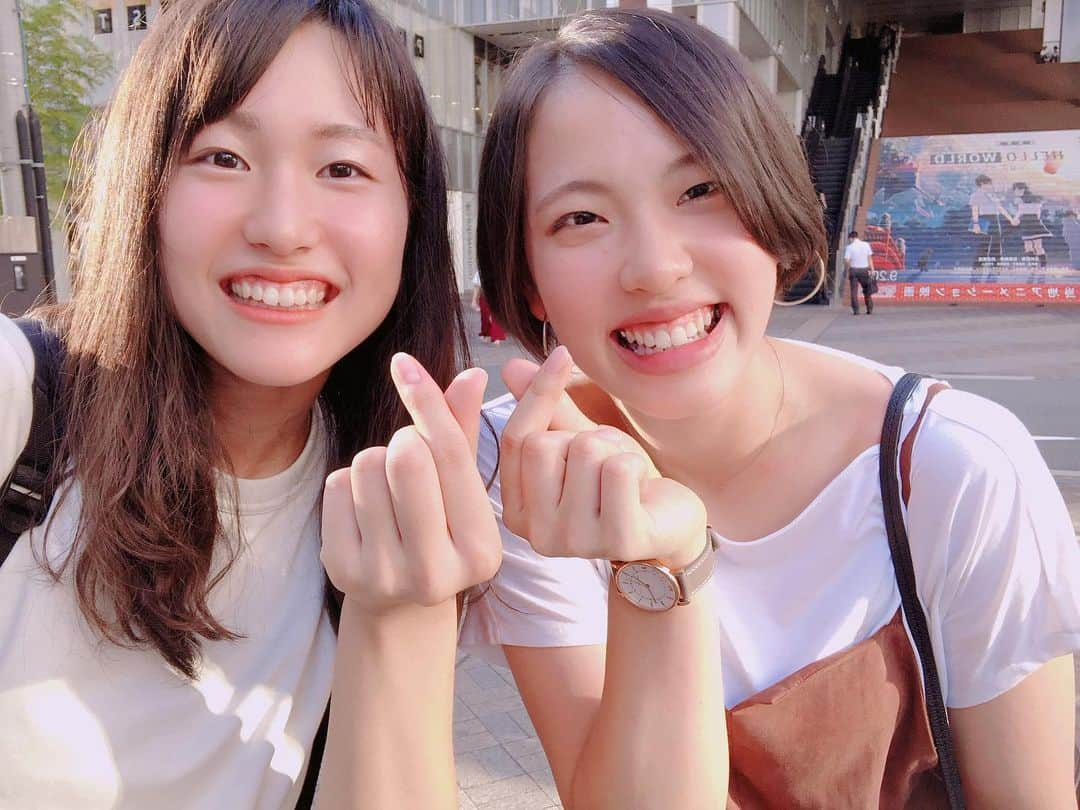 小川愛里奈さんのインスタグラム写真 - (小川愛里奈Instagram)「9月9日 せなday👭✨ 2人で遊ぶのは久々だね。 毎日会ってるのに、話し全く尽きないし、ずっと笑ってばっかりだったね笑 楽しい時間をありがとう😊  #たくさん笑った1日☺︎ #ライオンキングよかった✨ #妹みたいな存在🧒 #せなありがとねー😌♡ #明日からまた頑張ろう💪🏻」9月9日 20時57分 - o.eri12