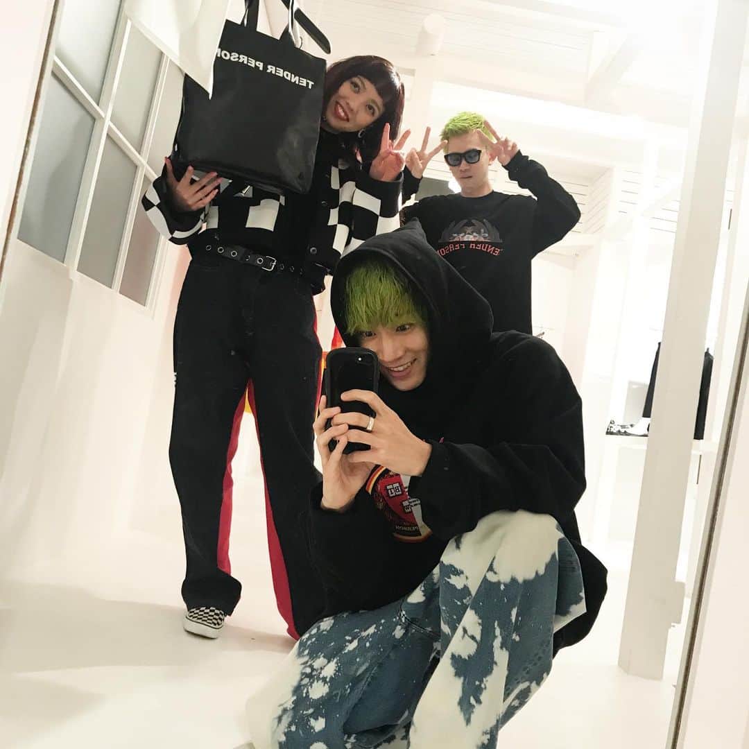 花沢将人のインスタグラム：「着用のフーディつけました🔥」