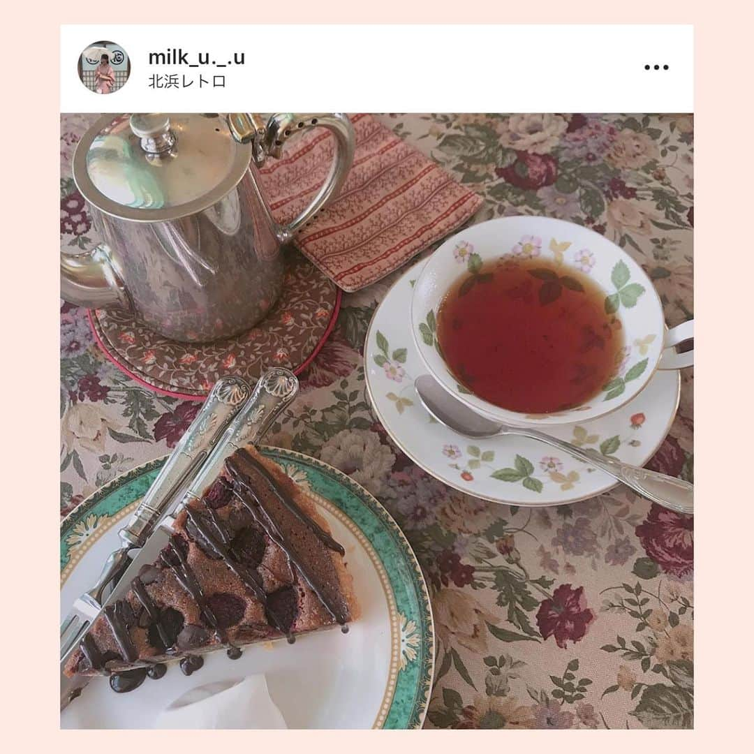 bis_web bis [ビス] さんのインスタグラム写真 - (bis_web bis [ビス] Instagram)「﻿ ﻿ ﻿ 🖤 大人気の全国のカフェ特集 🖤﻿ ﻿ ﻿ 💭﻿ ﻿ ﻿ ケーキセットをオーダーする際、好きな柄やカラーのお皿が選べるかわいいカフェ “アコリット” や、﻿ レトロな雰囲気でアフターヌーンティーが味わえる “北浜レトロ”など、﻿ ガーリーで どこかノスタルジックな雰囲気のカフェをチェックしてね♡﻿ ﻿ ﻿ ﻿ ☕️ カフェ シャンソニエ アコリット﻿ 東京都豊島区目白3-4-15 プラネット目白 B1F﻿ ﻿ ☕️ 北浜レトロ﻿ 大阪府大阪市中央区北浜1-1-26﻿ ﻿ ☕️ オールド ローズ ガーデン﻿ 大阪府大阪市中央区今橋4-3-17 HK今橋ビルB1階﻿ ﻿ ☕️ 西洋茶館﻿ 大阪府 大阪市北区天神橋4-6-14﻿ ﻿ ☕️ ドゥオーモカフェ﻿ 岐阜県 大垣市楽田町8-43-1﻿ ﻿ ☕️ cafe les jeux﻿ 東京都港区南青山5-9-5 村山ビル 2F﻿ ﻿ ﻿ ﻿ ﻿ ﻿ #カフェ #カフェ巡り #카페 #cafe #カフェタイム #アフターヌーンティー #ケーキ #アンティーク #北浜レトロ #ドゥオーモカフェ #cafelesjeux #西洋茶館 #オールドローズガーデン #カフェシャンソニエアコリット #カフェアコリット #東京カフェ #東京カフェ巡り #大阪カフェ #大阪カフェ巡り #岐阜カフェ #岐阜カフェ巡り #ヴィンテージ #ガーリー #ノスタルジック #レトロ #コーヒー #スイーツ #bis_web」9月9日 22時05分 - bis_web