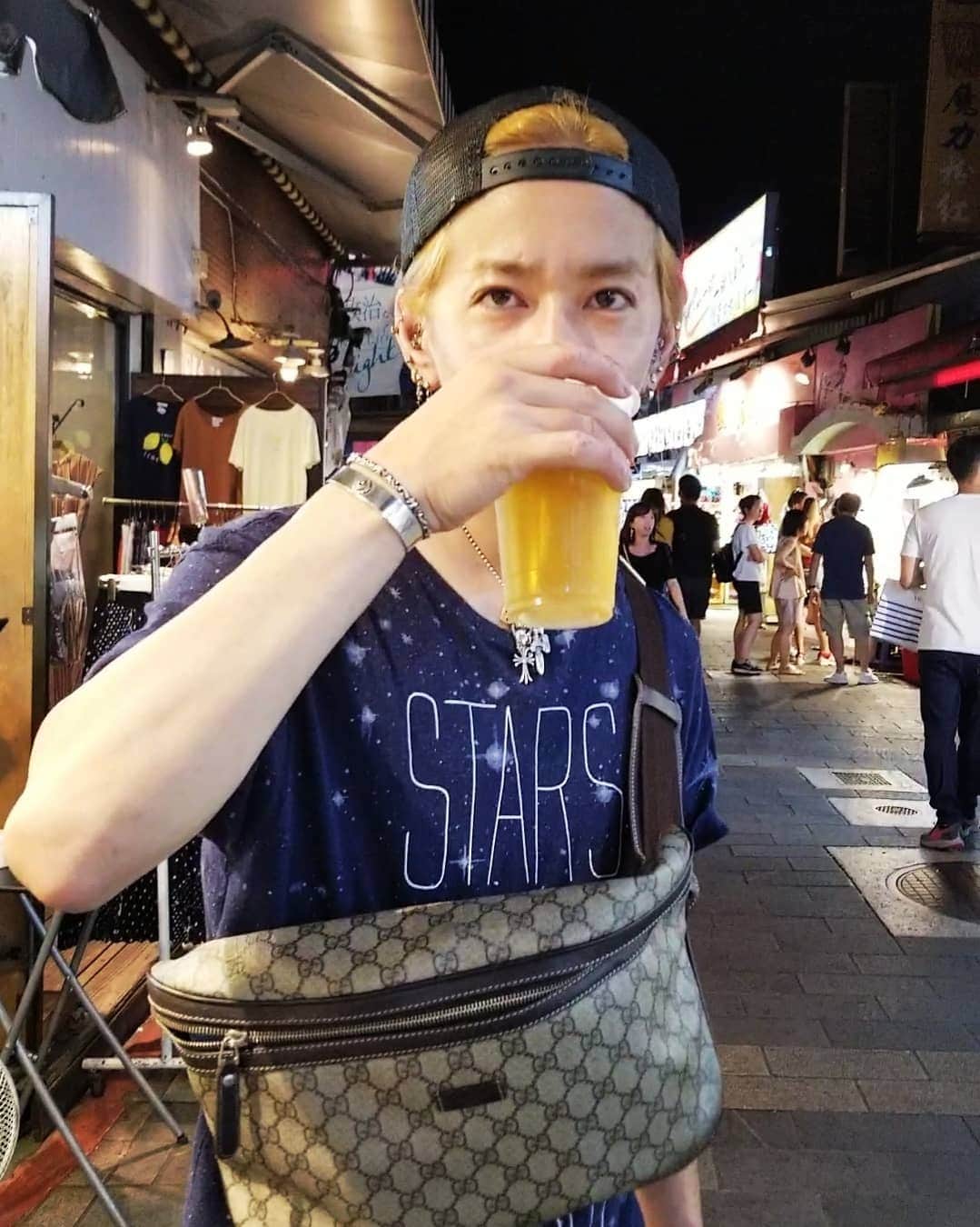 松本拓馬さんのインスタグラム写真 - (松本拓馬Instagram)「台湾で台湾ビールをたらふく飲んでます🍺 #夏休み」9月9日 22時15分 - takuma_matsumoto_