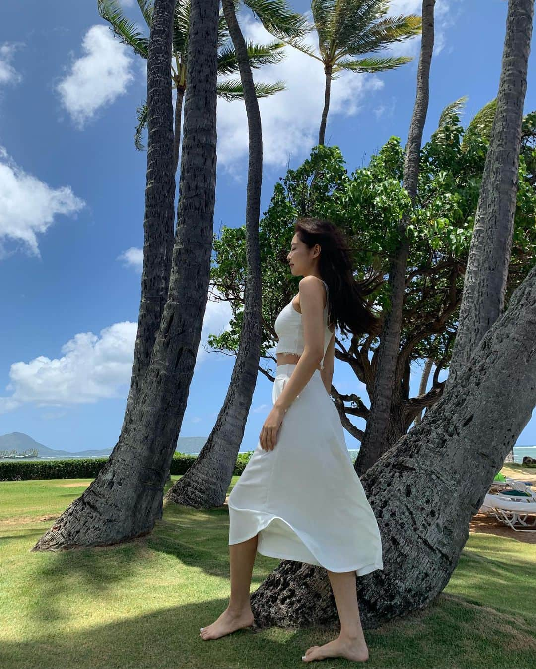 ジェニーさんのインスタグラム写真 - (ジェニーInstagram)「Moana vibes to celebrate the release of our Summer Diary in hawaii☁️☁️☁️」9月9日 22時37分 - jennierubyjane