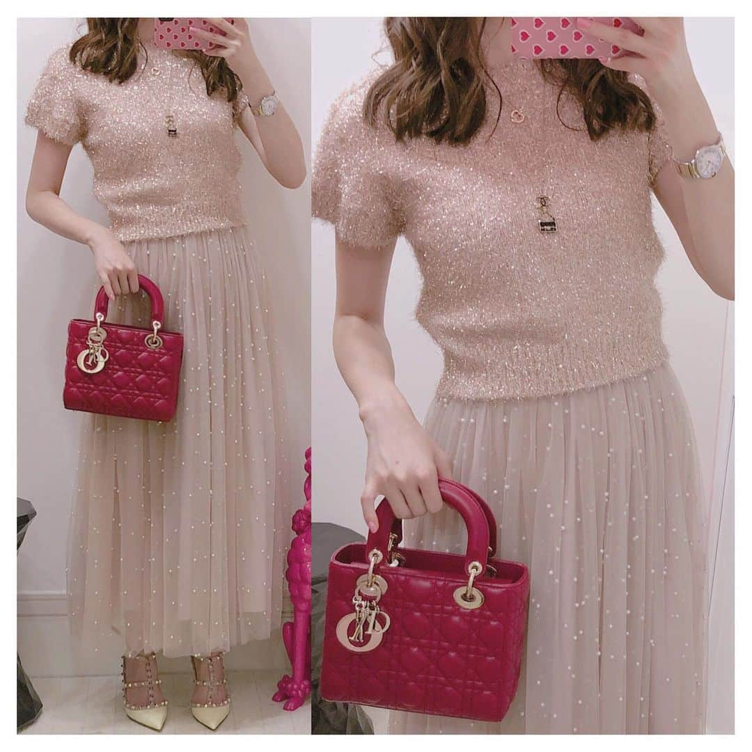 おまみのインスタグラム：「＊﻿ ＊﻿ coordinate 。♡﻿ ﻿ tops:eimyistoire﻿ skirt:eimyistoire﻿ shose:valentino﻿ bag:dior﻿ ﻿ @eimyistoire_official のラメニット着たよ 。♡﻿ めっちゃ可愛いんだけど 。。﻿ さすがに暑すぎて困った 。。ニットはまだ早い 。。﻿ ﻿ ﻿ #coordinate #code #outfit #ootd #wear #fashion #valentino #dior #diorbag #christiandior #eimyistoire #コーディネート #コーデ #コーデ記録 #ファッション #ファッションコーデ #おまみ服 #ディオール #ディオールバッグ #クリスチャンディオール #エイミーイストワール #ヴァレンティノ #ロングスカート #チュールスカート #秋服コーデ #秋服 #ニットコーデ #コーデ日記 #ladydiorbag #ラメニット」