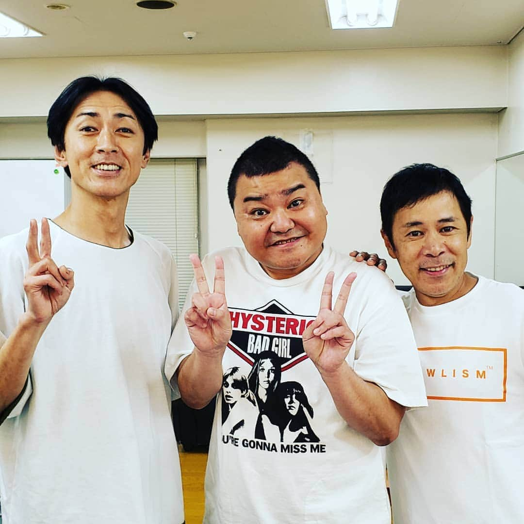 川畑泰史さんのインスタグラム写真 - (川畑泰史Instagram)「#新喜劇 #今日は #同期の #ナインティナインの #イベント #今年で #9回目 #毎年 #9月9日 #来年は #30周年 #同期で何かやりたいなぁ #そんな話に花が咲く #矢野兵動 #へびいちご #ほっしゃん #宮川大輔 #皆で集まりたいなぁ #でも今日 #いくつかスベってしもた #ナイナイごめんねー」9月9日 23時16分 - kawabatayasushi