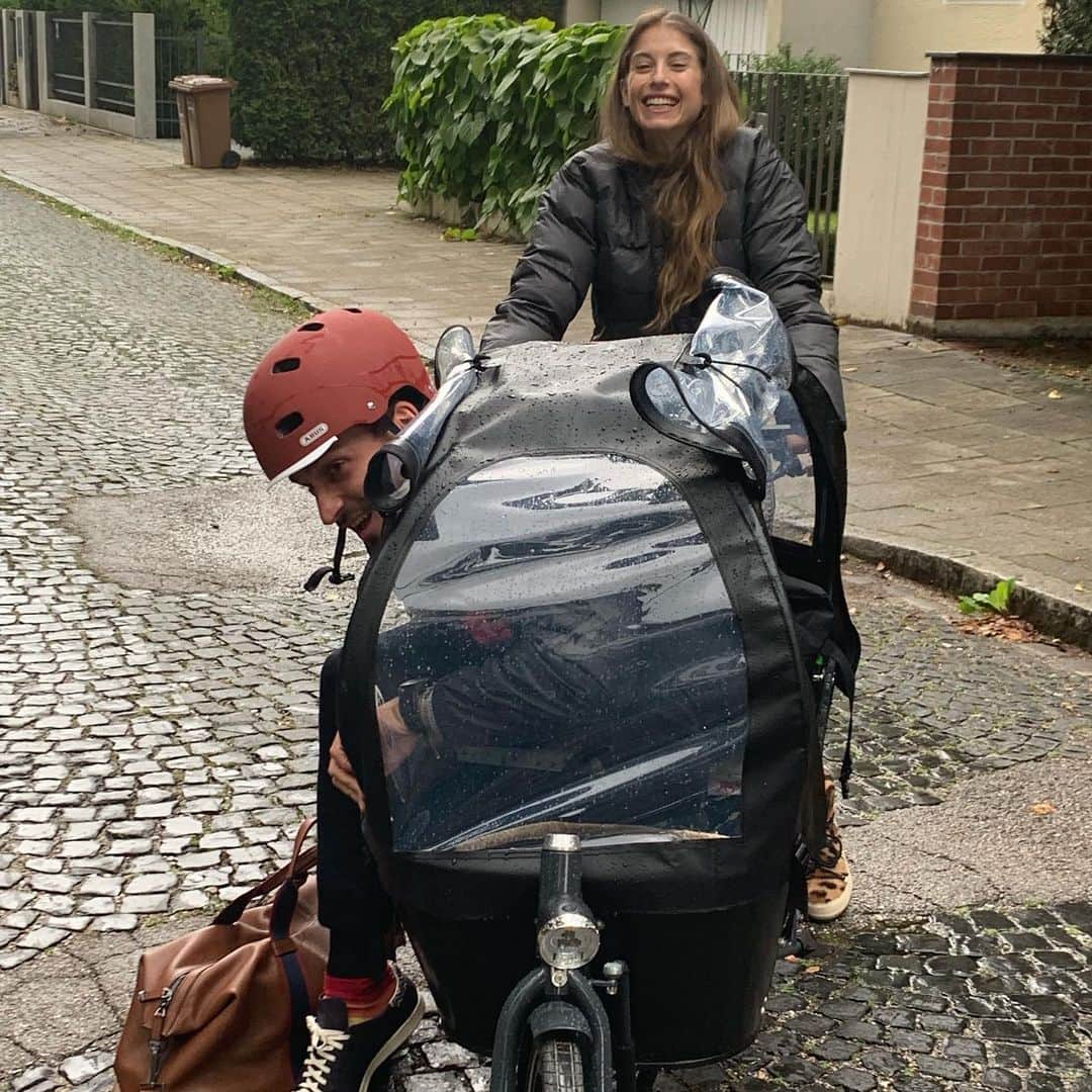 マッツ・フメルスさんのインスタグラム写真 - (マッツ・フメルスInstagram)「Wenn du den gleichen Fahrservice wie 👶🏻 willst...hat aber nicht geklappt 😄」9月9日 23時37分 - aussenrist15